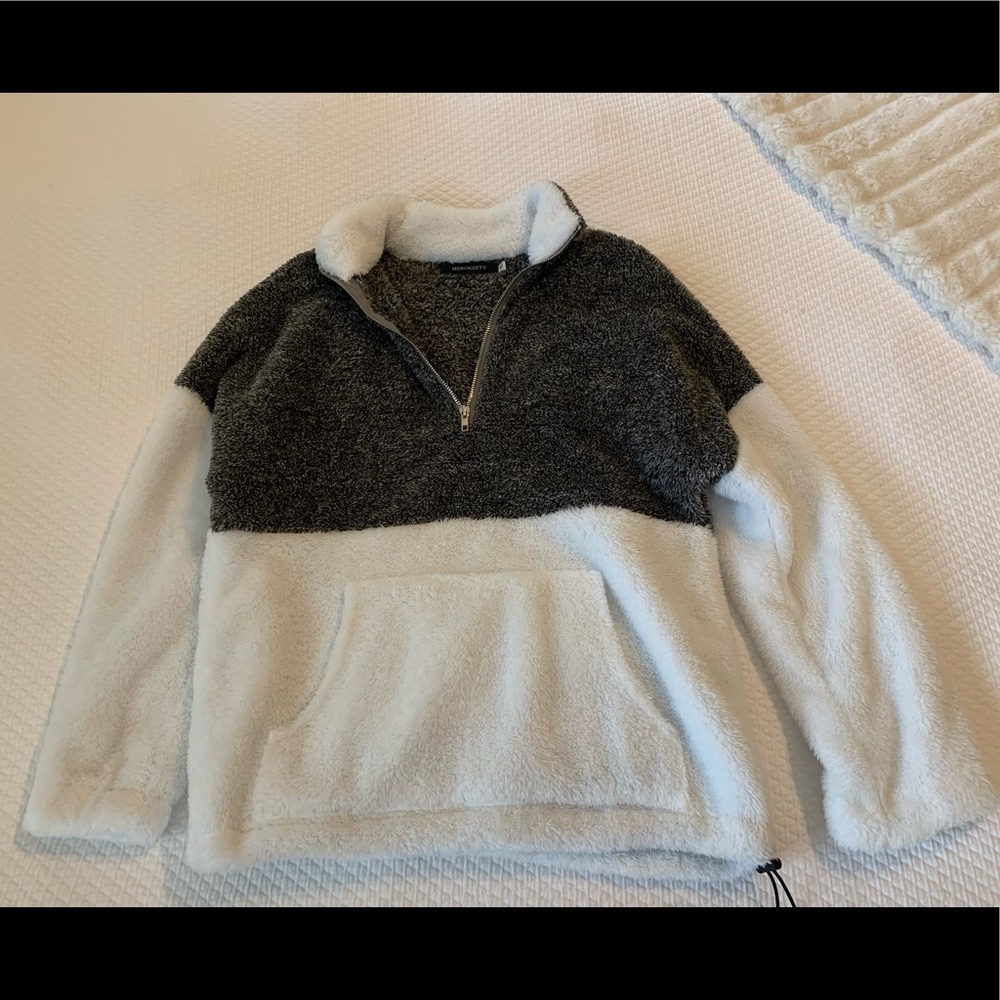 White and Gray Fleece Pullover